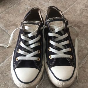 Navy blue Converse- brand new condition!